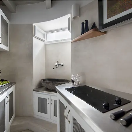 Windmill * Imerovigli (Santorini)