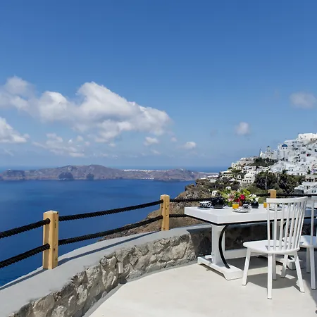 Windmill Vila Imerovigli (Santorini)