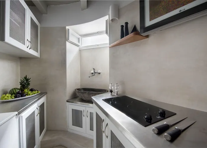 Windmill * Imerovigli (Santorini)