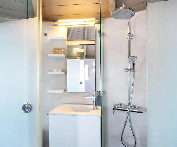 Windmill וילה אימרוביגלי