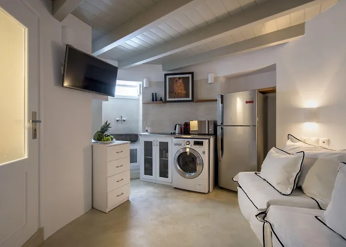 Windmill וילה אימרוביגלי